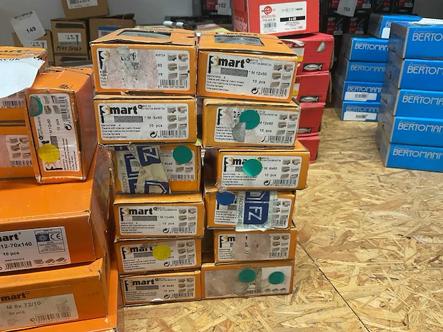 24 dozen hulzen; keilankers; keilbouthulzen - afbeelding 7 van  9