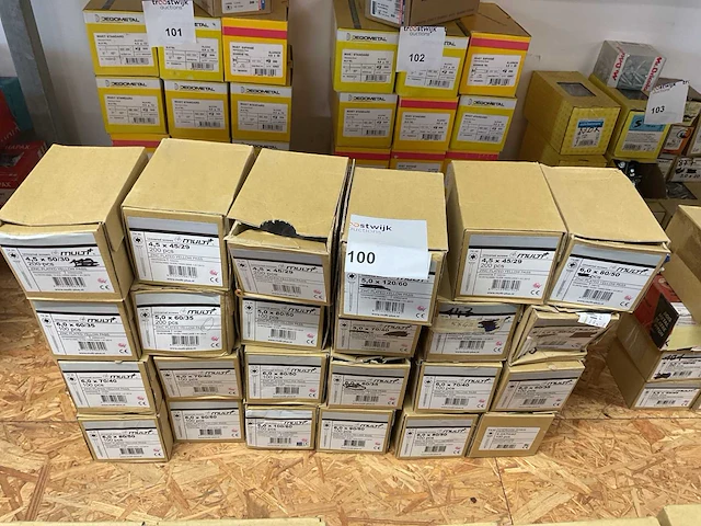 24 dozen spaanderplaatschroeven - afbeelding 1 van  10