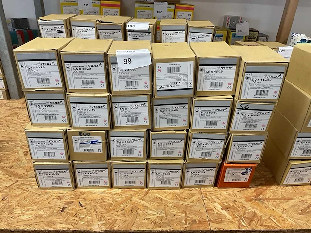 24 dozen spaanderplaatschroeven - afbeelding 1 van  8