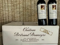24 flessen 2x 1 doos chateau bertrand braneyre haut medoc 2005 - afbeelding 1 van  5