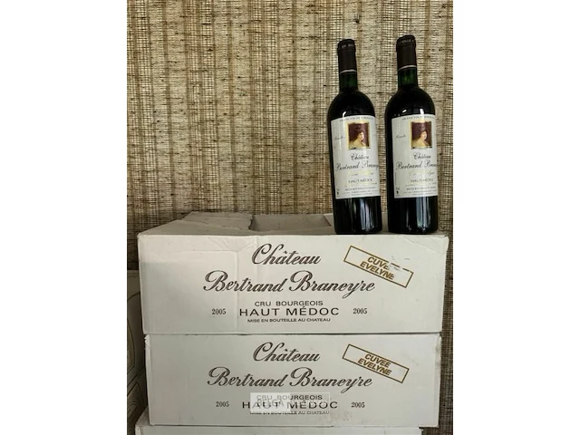 24 flessen 2x 1 doos chateau bertrand braneyre haut medoc 2005 - afbeelding 1 van  5