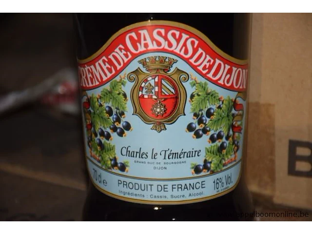 24 flessen à 70cl likeur créme de cassis de dijon, charles le téméraire, 16% - afbeelding 2 van  2