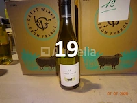 24 flessen witte "le petit noir chardonnay" wijn - afbeelding 1 van  2