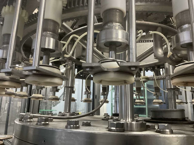 24-kops bottelmachine - afbeelding 8 van  8