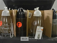 ± 24 plast drinkflessen - afbeelding 2 van  2