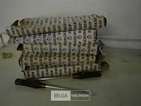 ±24 platte schroevendraaiers bear grip - afbeelding 1 van  3