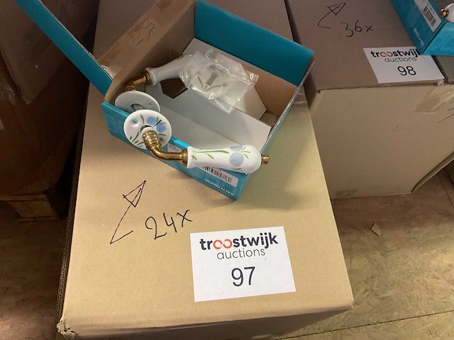 24 rustieke deurklinken - afbeelding 1 van  5