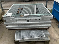 24 traptredes - afbeelding 1 van  5
