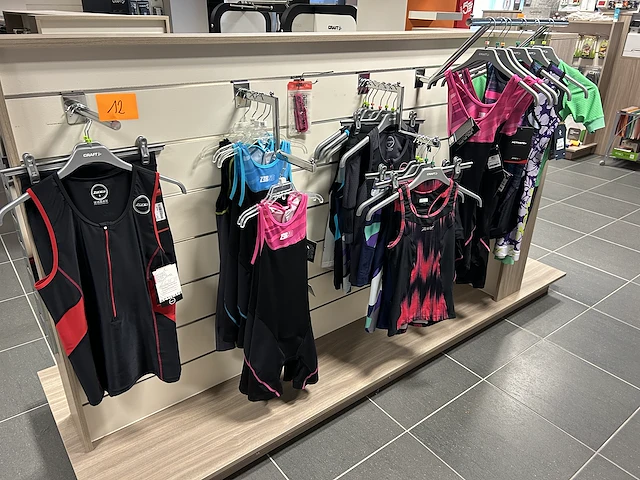 24 x trisuits - afbeelding 1 van  11