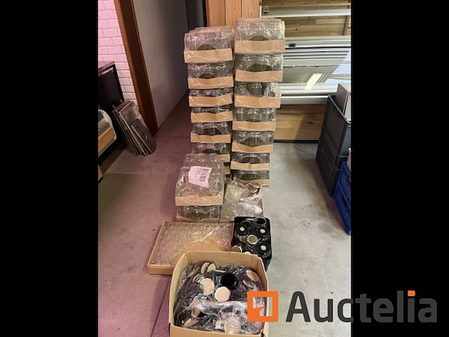 240 potten - afbeelding 1 van  5