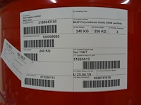 240kg isocyanate component basf - afbeelding 3 van  4
