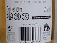 24x toro viore verdejo - bodegas riojanas 2019 - afbeelding 2 van  3