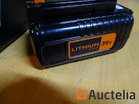 2,5 ah 36 v lithiumbatterij en black&decker-oplader - afbeelding 4 van  6