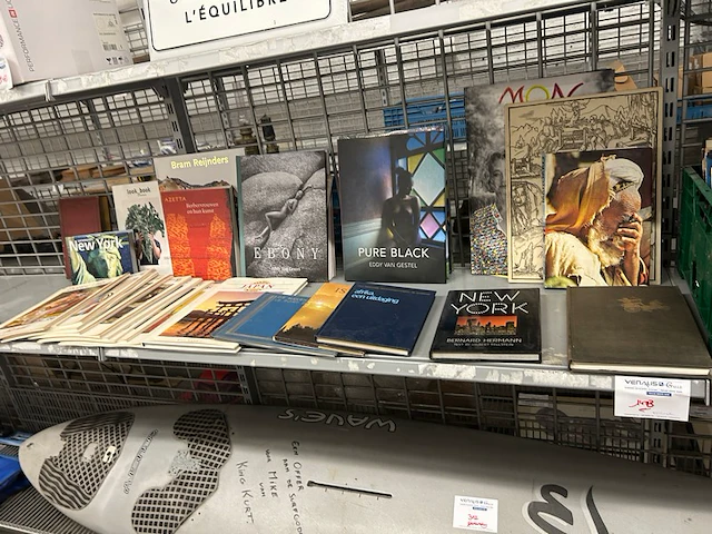 25 boeken - afbeelding 1 van  9