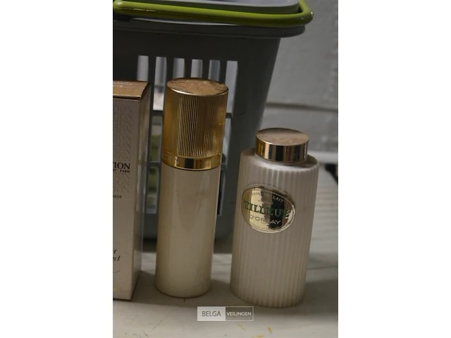 ±25 div soorten klassieke parfums - afbeelding 4 van  5