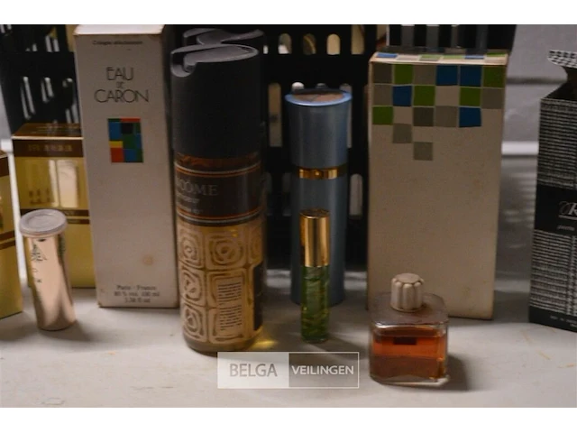 ±25 div soorten klassieke parfums - afbeelding 3 van  5