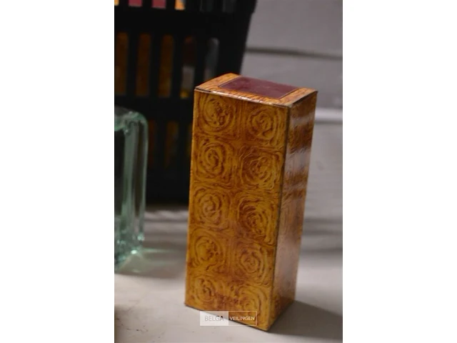 ±25 div soorten klassieke parfums - afbeelding 4 van  4