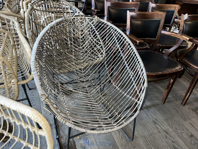25 diverse terrasstoelen - afbeelding 3 van  5