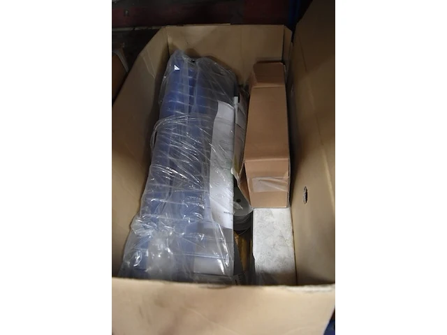25 dozen divers verpakkingsmateriaal - afbeelding 4 van  13