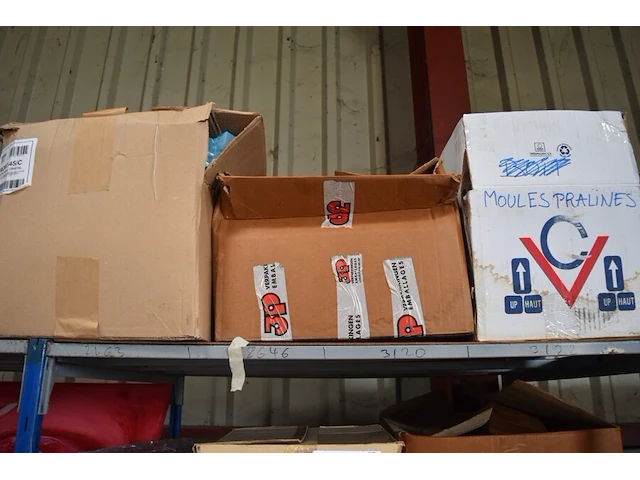 25 dozen divers verpakkingsmateriaal - afbeelding 9 van  13