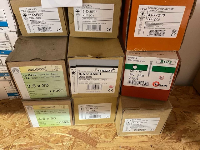 25 dozen spaanderplaatschroeven - afbeelding 2 van  7