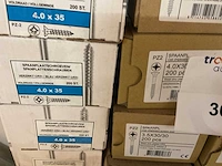 25 dozen spaanderplaatschroeven - afbeelding 7 van  7