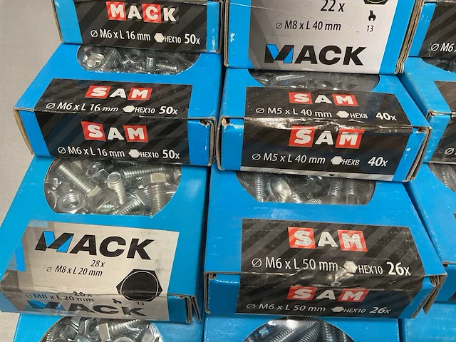 25 dozen tapbouten met moer; moeren - afbeelding 5 van  7