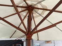 25 parasols(dia 300cm) - afbeelding 3 van  4
