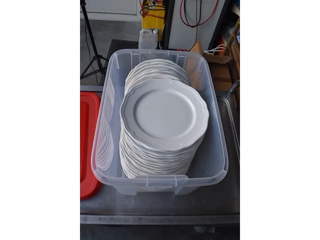 25 porseleinen borden 23cm - afbeelding 1 van  3