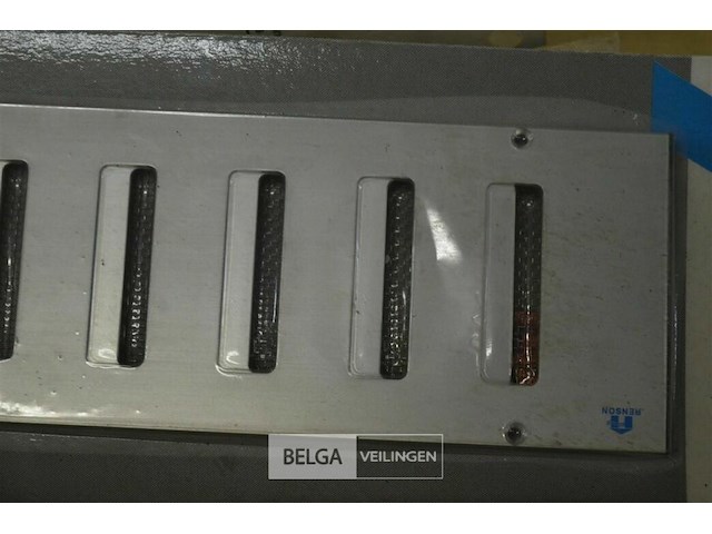 ±25 regelbare verluchtingsroosters 300x100mm - afbeelding 3 van  3