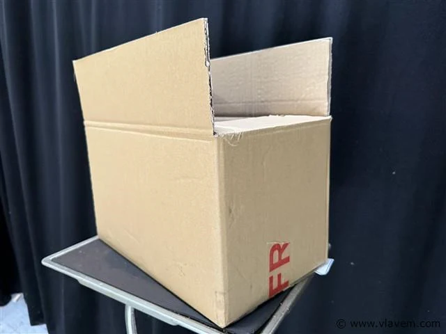 25 x kartonnen dozen 39cmx22cmx22cm - afbeelding 1 van  4