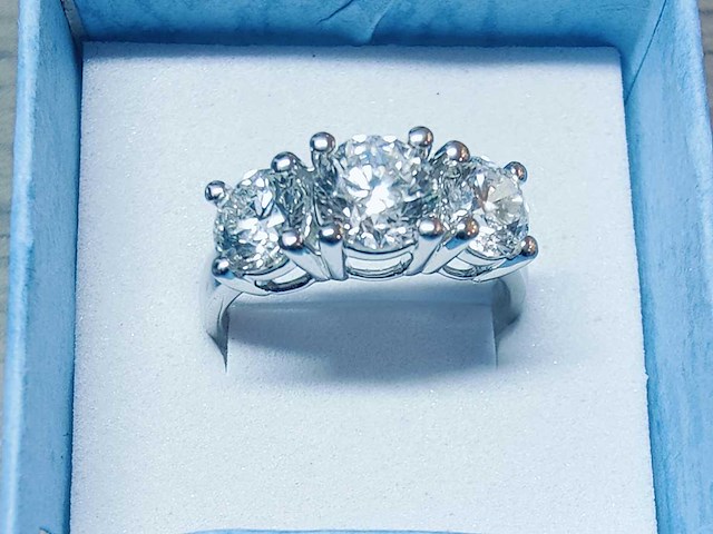 2.50 cts lab gekweekte diamanten ring maat-eu-54 - afbeelding 2 van  7