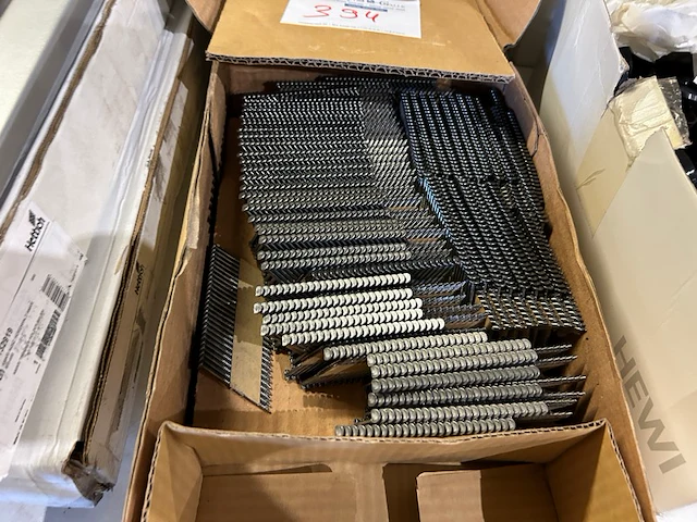2500 stripnagels - afbeelding 1 van  2