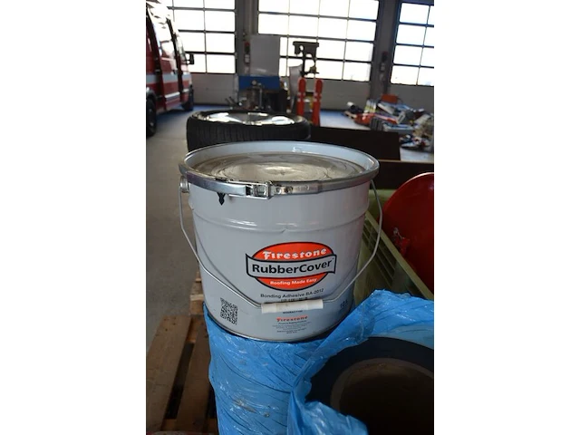 25kg snelbeton, 2 x epdm rubber + lijm - afbeelding 4 van  6