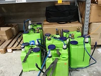25x rugsproeier - afbeelding 1 van  3