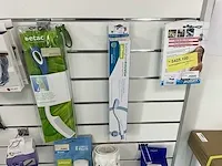 26 diverse sanitaire medische hulpmiddelen, compleet met badkuip - afbeelding 7 van  11