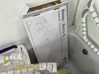 26 diverse sanitaire medische hulpmiddelen, compleet met badkuip - afbeelding 10 van  11