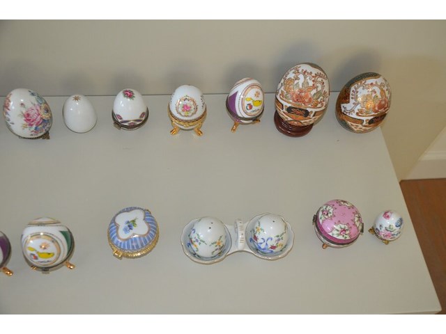 26 porseleinen eitjes - afbeelding 7 van  12