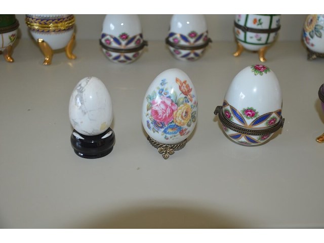 26 porseleinen eitjes - afbeelding 12 van  12