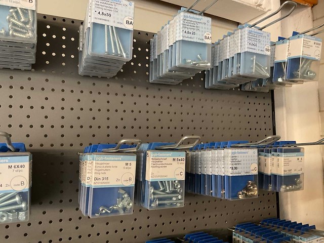 260 blisters bouten en moeren - afbeelding 6 van  9