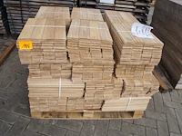 26,88 m² massief eiken visgraatparket 16mm - afbeelding 1 van  5