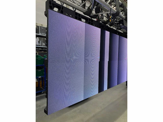 26m2 of roe black onyx 2 (bo2) blackface indoor led screen - afbeelding 11 van  11