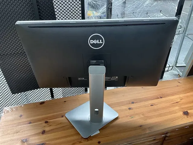 27” 4k uhd monitor dell p2715qt - afbeelding 6 van  7