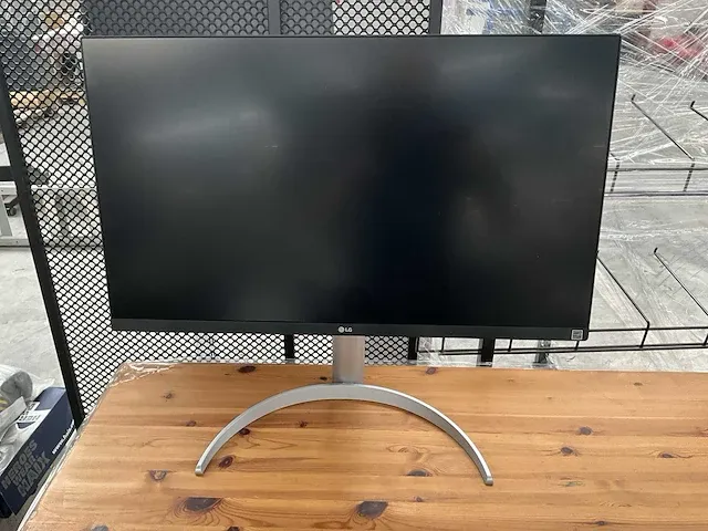 27” 4k uhd monitor lg 27up85np - afbeelding 1 van  8