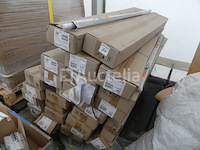 27 dozen met 10 nieuwe led tl buizen advance t8 un v 1200 - afbeelding 2 van  3