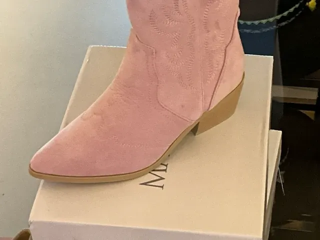 27 paar diverse damesschoenen - afbeelding 1 van  9