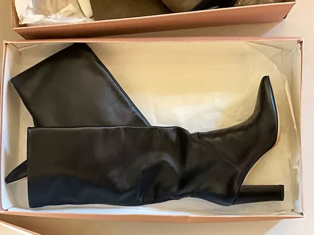 27 paar diverse damesschoenen - afbeelding 3 van  9