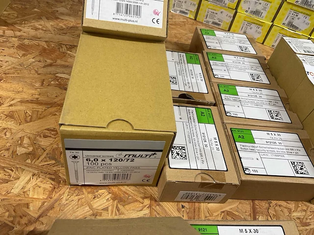 28 dozen spaanplaatschroeven ; deels inox - afbeelding 3 van  7