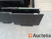 28 flat scherm televisies