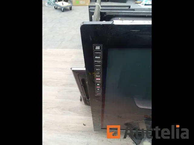 28 flat scherm televisies - afbeelding 10 van  15